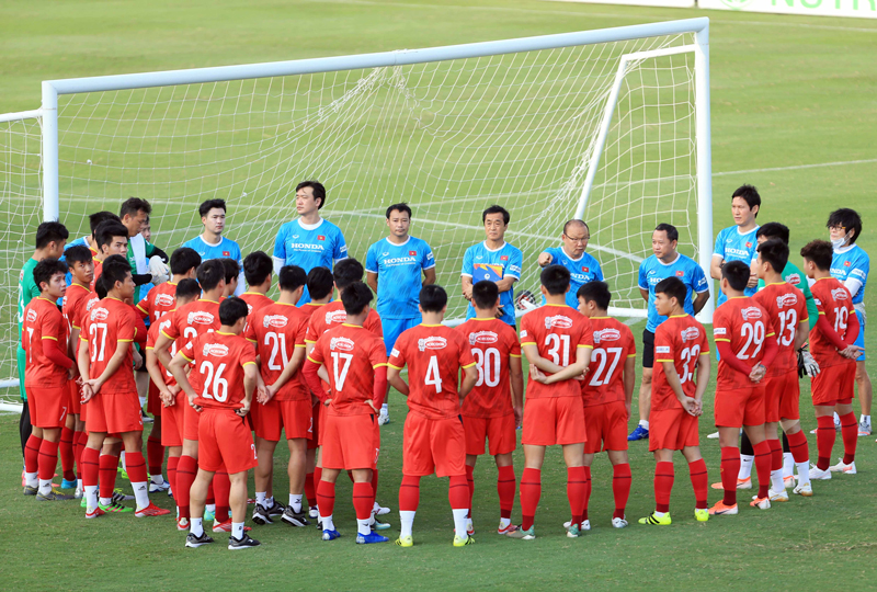 Lộ diện 25 cầu thủ ĐT Việt Nam sang Saudi Arabia - Ảnh 3.