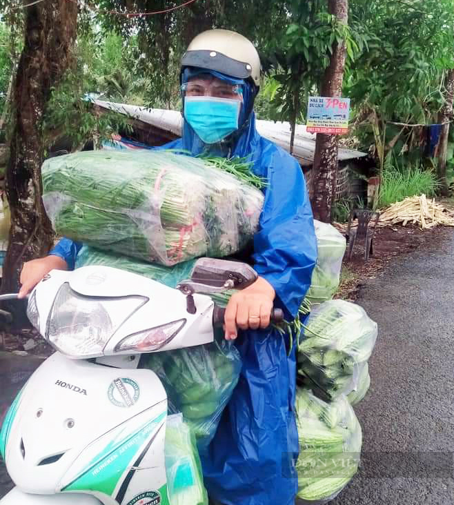 Kiên Giang: Áo xanh tình nguyện xuống đồng - ra phố giúp nông dân tiêu thụ nông sản - Ảnh 7.