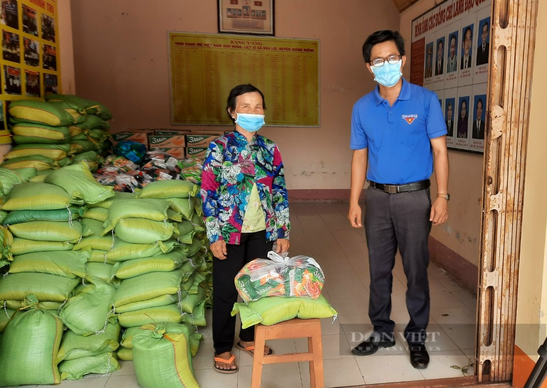 Kiên Giang: Áo xanh tình nguyện xuống đồng - ra phố giúp nông dân tiêu thụ nông sản - Ảnh 16.