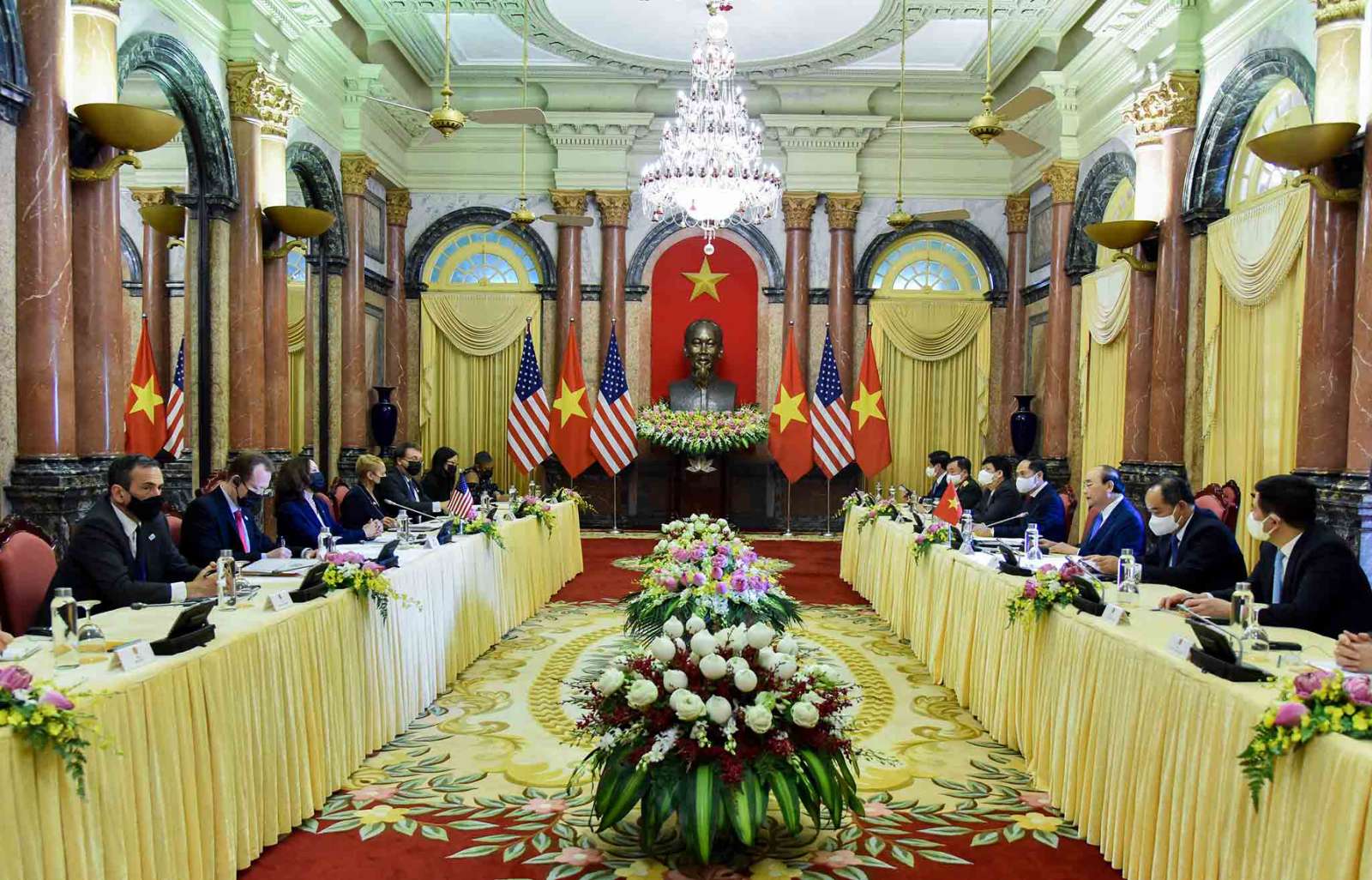 Tổng Bí thư, Chủ tịch Nước mời Tổng thống Hoa Kỳ Joe Biden thăm Việt Nam - Ảnh 1.