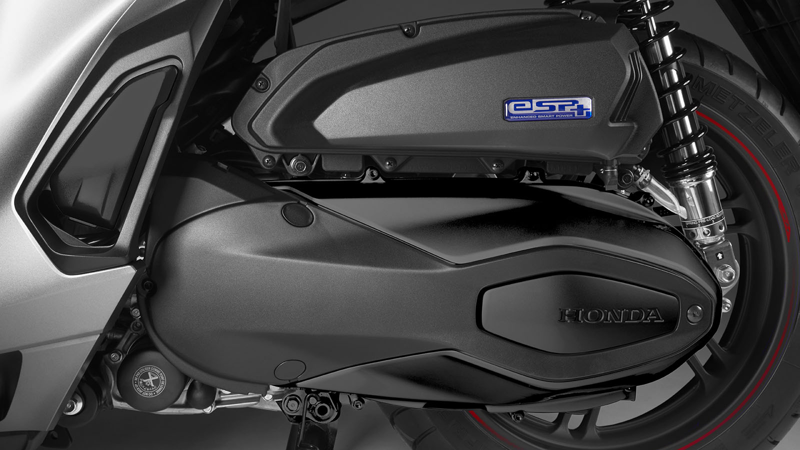 Cận cảnh xe Honda SH 350i: lắp ráp trong nước, giá bản giảm và nhiều trang bị là lợi thế
 - Ảnh 5.