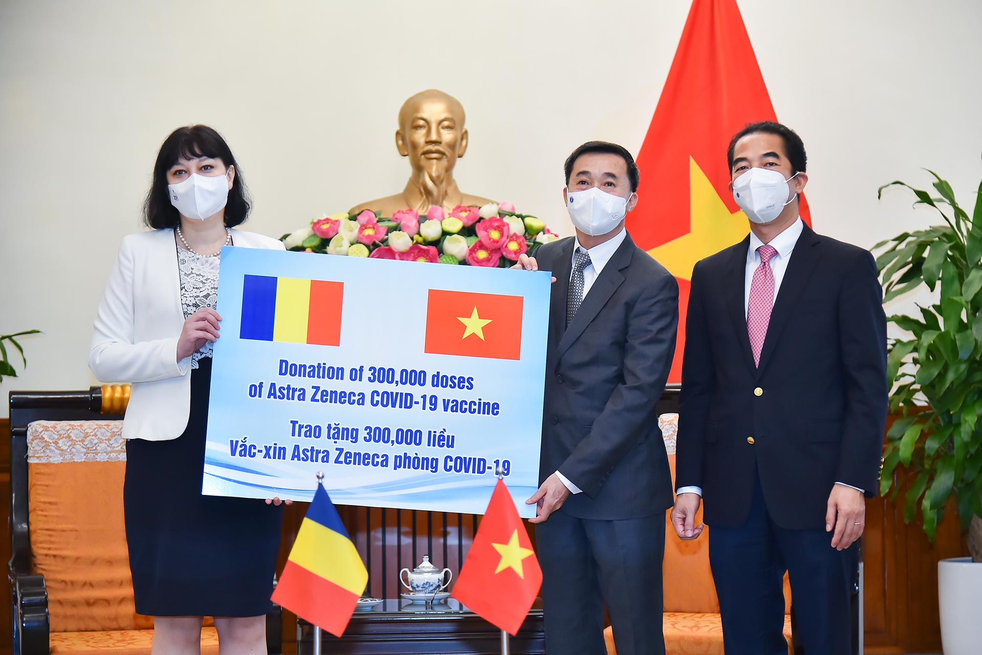  Hai quốc gia EU viện trợ vaccine Covid-19 cho Việt Nam - Ảnh 1.