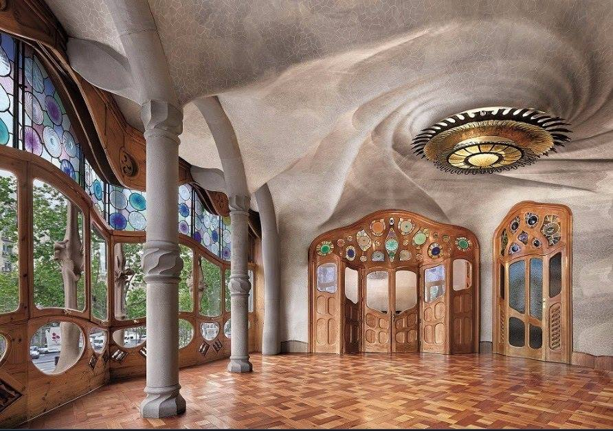 Ngôi nhà hơn 100 tuổi có thiết kế độc đáo ở Barcelona - Ảnh 7.