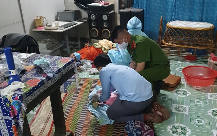 Đà Nẵng: Công an hỗ trợ cán bộ y tế đến tận nhà đỡ đẻ cho sản phụ chuyển dạ trong đêm