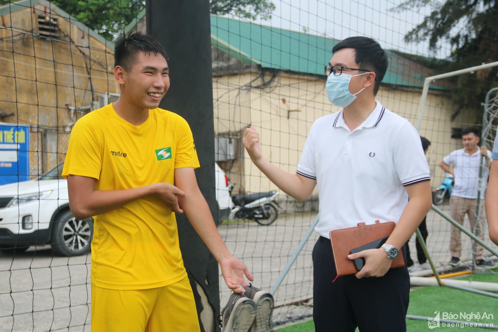 Ông Trương Mạnh Linh: “Không ai có thể ép SLNA xuống hạng” - Ảnh 3.