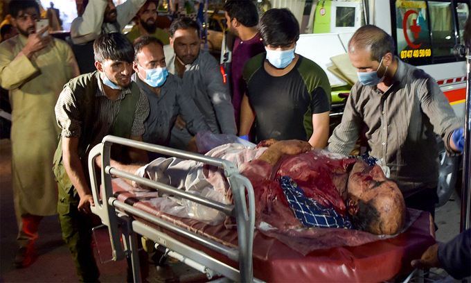 Nhóm khủng bố đánh bom tự sát ở Kabul giết 13 lính Mỹ là ai, có quan hệ gì với Taliban? - Ảnh 1.