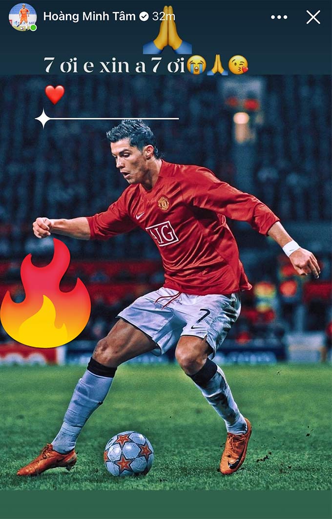 Ronaldo về M.U, cầu thủ tại V.League &quot;sướng phát điên&quot; - Ảnh 3.