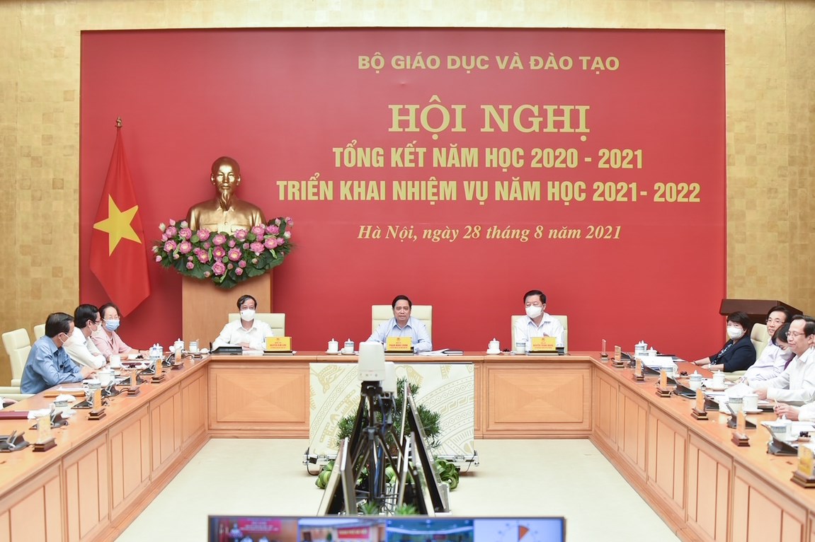 Thủ tướng Phạm Minh Chính đề nghị thành lập các đoàn kiểm tra đánh giá việc thiếu 95.000 giáo viên cả nước - Ảnh 1.