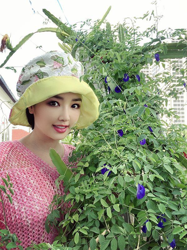 Nhà đẹp của sao: Hoa hậu Giáng My gây ngỡ ngàng vì không gian sống giữa vườn hồng đẹp như mơ - Ảnh 5.
