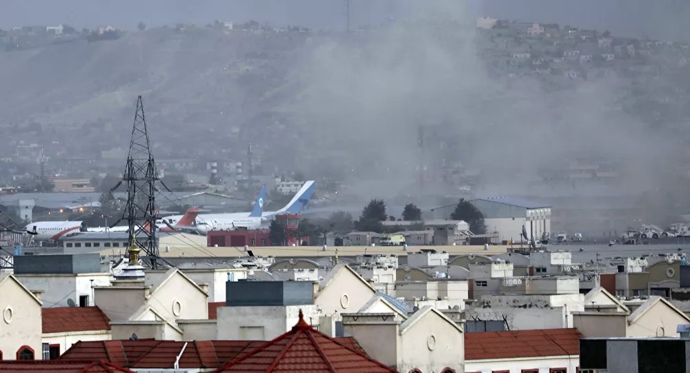 Nóng: Sân bay Kabul bị tấn công rocket - Ảnh 1.
