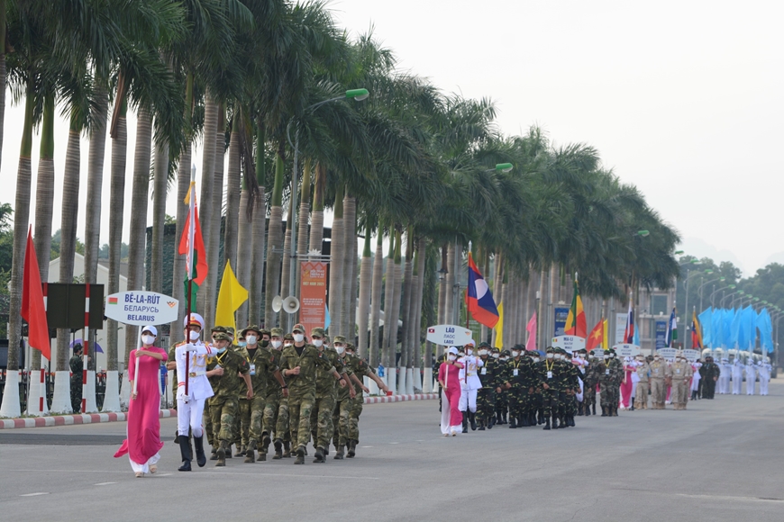 Ảnh: Lễ khai mạc Army Games 2021 tại Việt Nam - Ảnh 7.