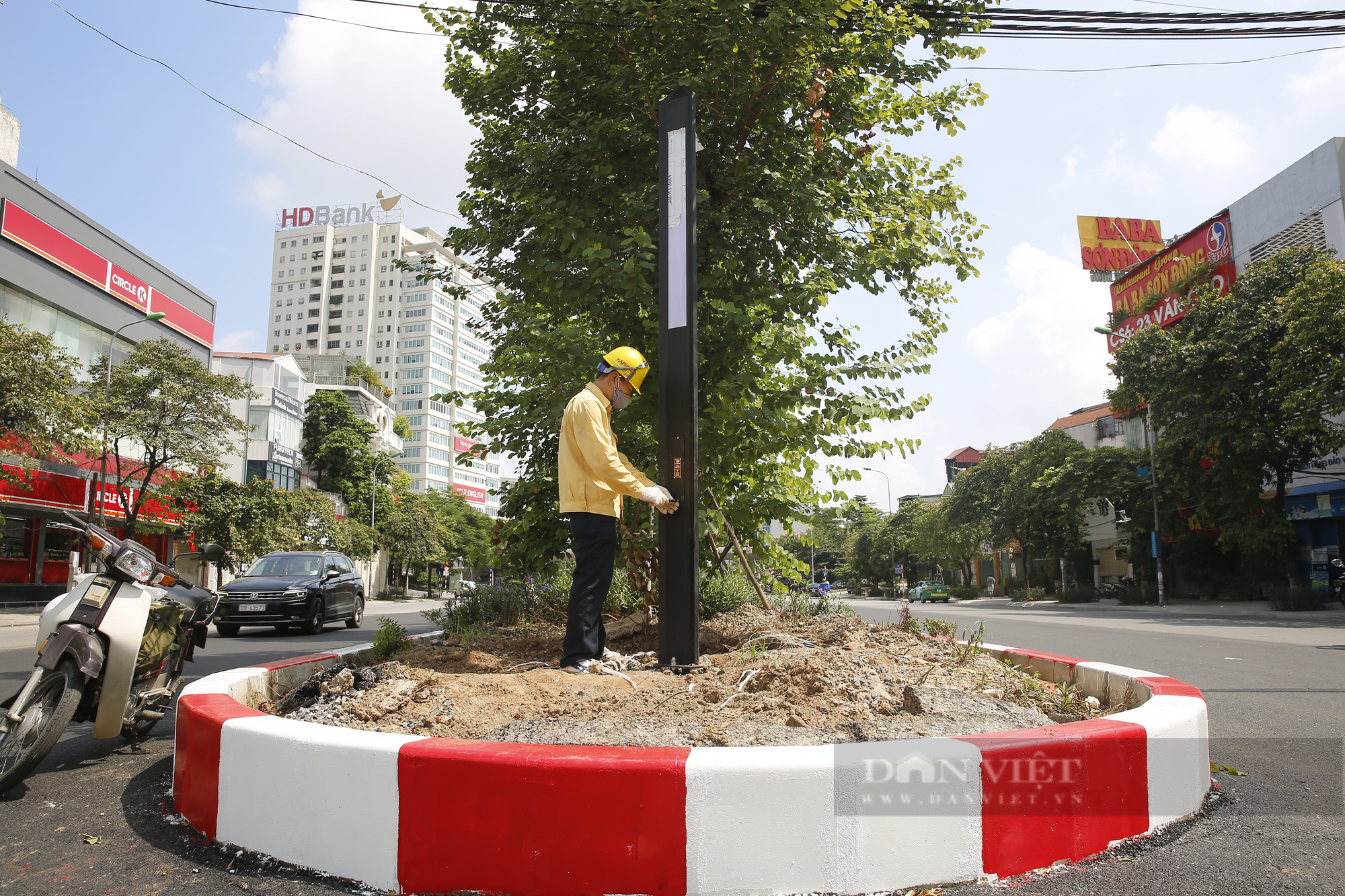 Diện mạo mới của tuyến đường đẹp nhất Thủ đô sau khi được mở rộng thêm 4 làn xe - Ảnh 7.