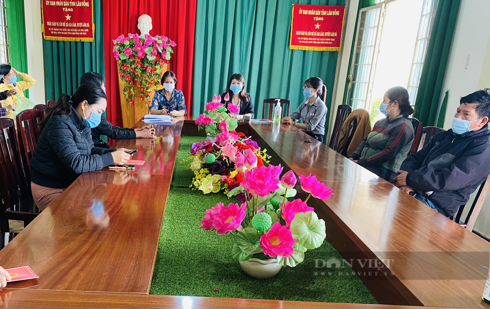 Lâm Đồng: HND huyện Lâm Hà giải ngân 200 triệu từ Quỹ HTND cho hội viên làm giàu - Ảnh 1.