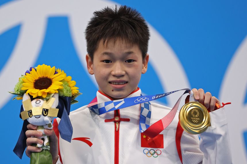 Cô bé 14 tuổi của Trung Quốc đoạt HCV Olympic 2020: Tập nhảy cầu từ 7 tuổi - Ảnh 1.