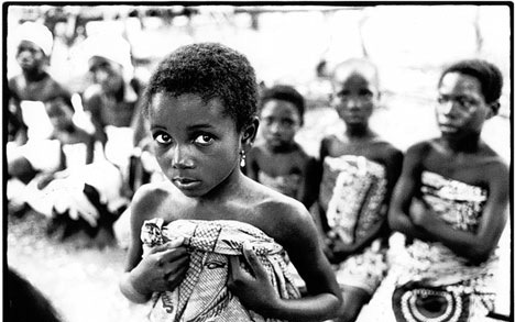 Trokosi: Khách du lịch hãi hùng với hủ tục ép bé gái thành nô lệ tình dục tại Châu Phi