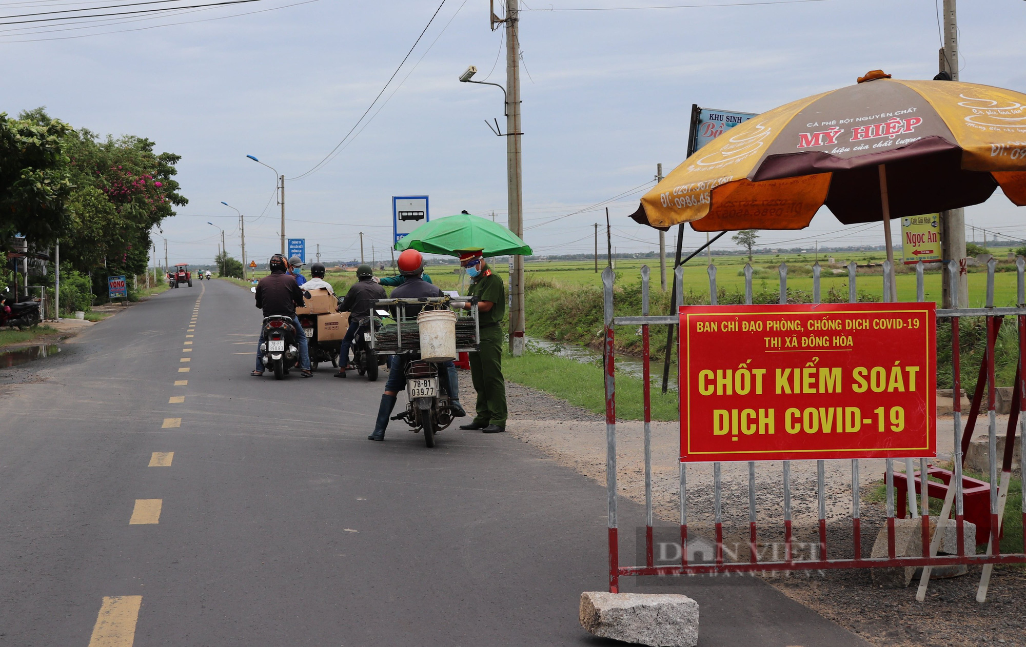 Phú Yên tập trung ứng dụng tiện ích công nghệ số phòng chống Covid-19 - Ảnh 1.