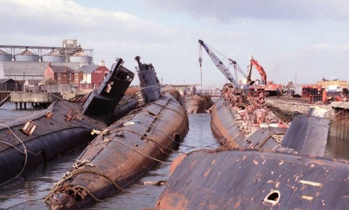 Nợ hàng tỷ USD tiền nước ngọt, Liên Xô gán cho Pepsi... 20 chiến hạm - Ảnh 2.