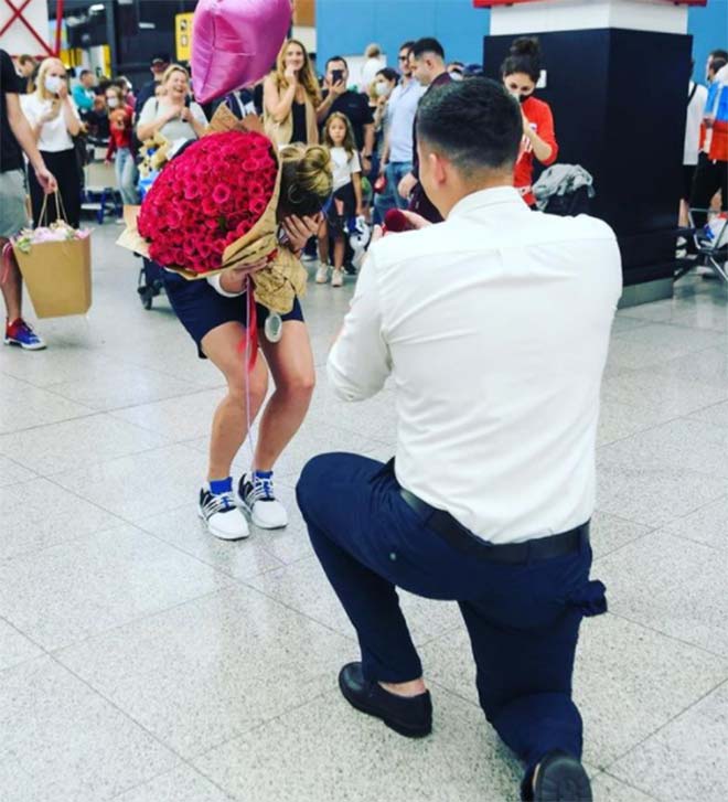 Người đẹp Nga 1m92: Hụt HCV Olympic, được cầu hôn ngay ở sân bay - Ảnh 2.