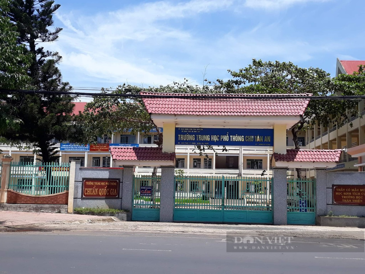 Đắk Lắk: Xác minh việc Trường THPT Chu Văn An tổ chức thi lại cho học sinh vùng dịch  - Ảnh 1.