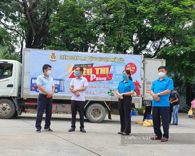 Hà Nội: Chuyến xe, siêu thị &quot;0 đồng&quot; ấm lòng người dân giữa kỳ nghỉ lễ Quốc khánh 2/9 đặc biệt - Ảnh 3.