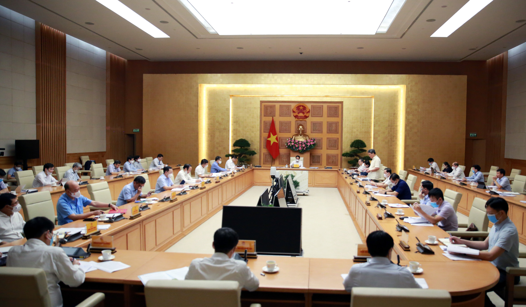 Phó Thủ tướng Lê Văn Thành:  Khắc phục cho được các bất cập, hạn chế của ngành điện - Ảnh 3.