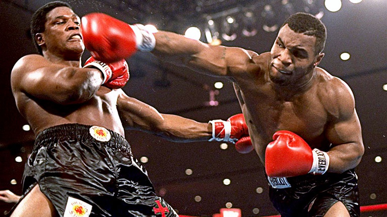 5 màn knock-out &quot;tàn khốc&quot; nhất của &quot;Tay đấm thép&quot; Mike Tyson - Ảnh 1.