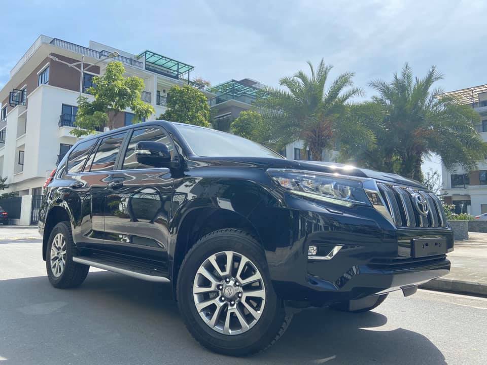 Chạy 4.000km, Toyota Land Cruiser Prado “bay” ngay hơn 200 triệu đồng - Ảnh 1.