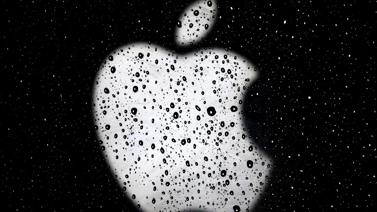 &quot;Apple hiện có vị thế tốt hơn hầu hết các đối thủ để có thể nhanh chóng hồi phục trong một thế giới hậu COVID&quot; – nhà phân tích Amit Daryanani của Evercore nói. Ảnh: @AFP.