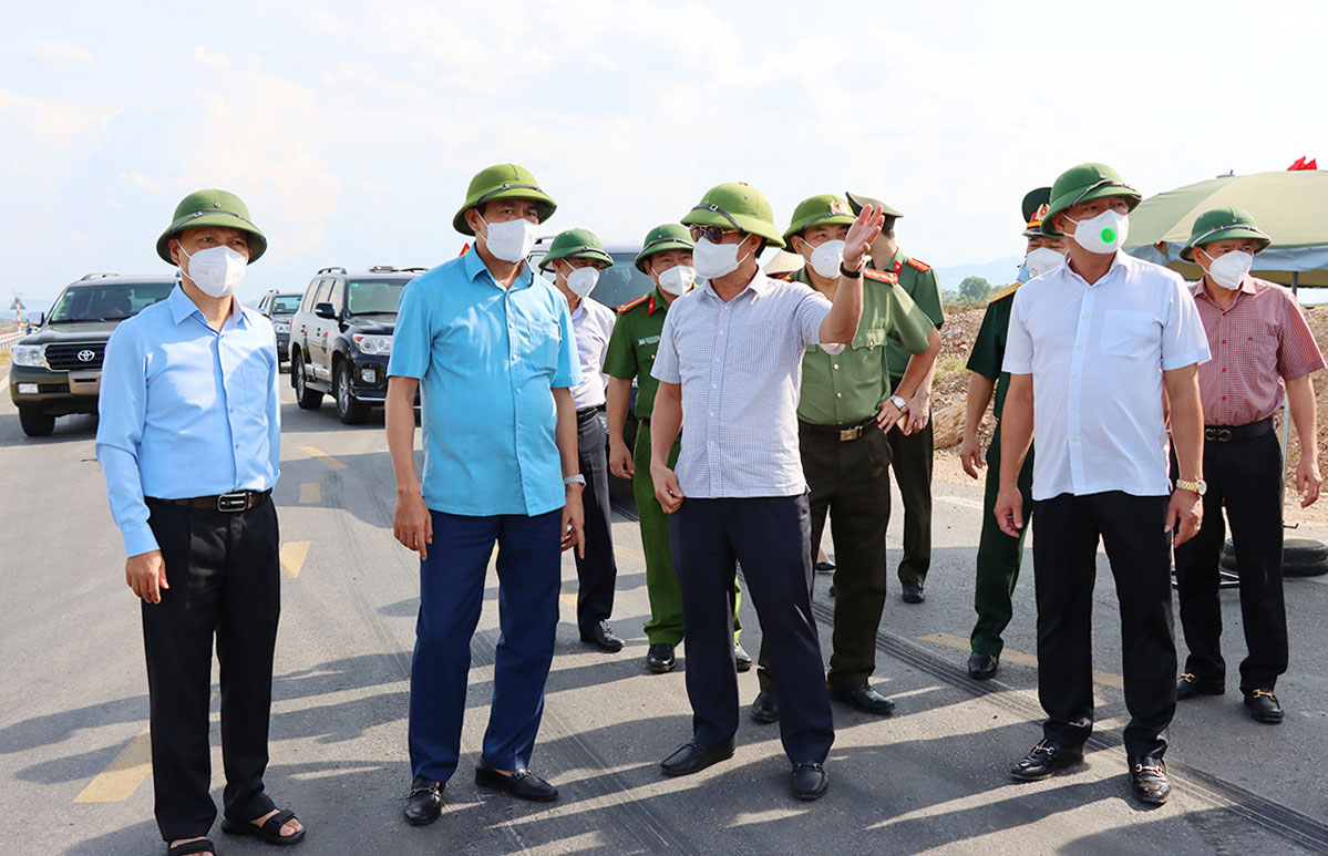 Nhiều ngày không có ca mắc Covid-19 trong cộng đồng và cách làm hay, rất hiệu quả của Hà Tĩnh - Ảnh 2.