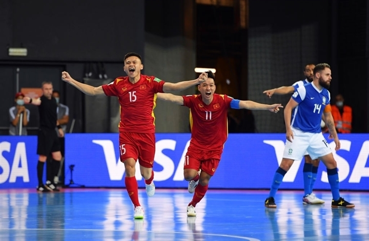 ĐT futsal Việt Nam đá phạt khiến Brazil ngỡ ngàng tại World Cup - Ảnh 3.