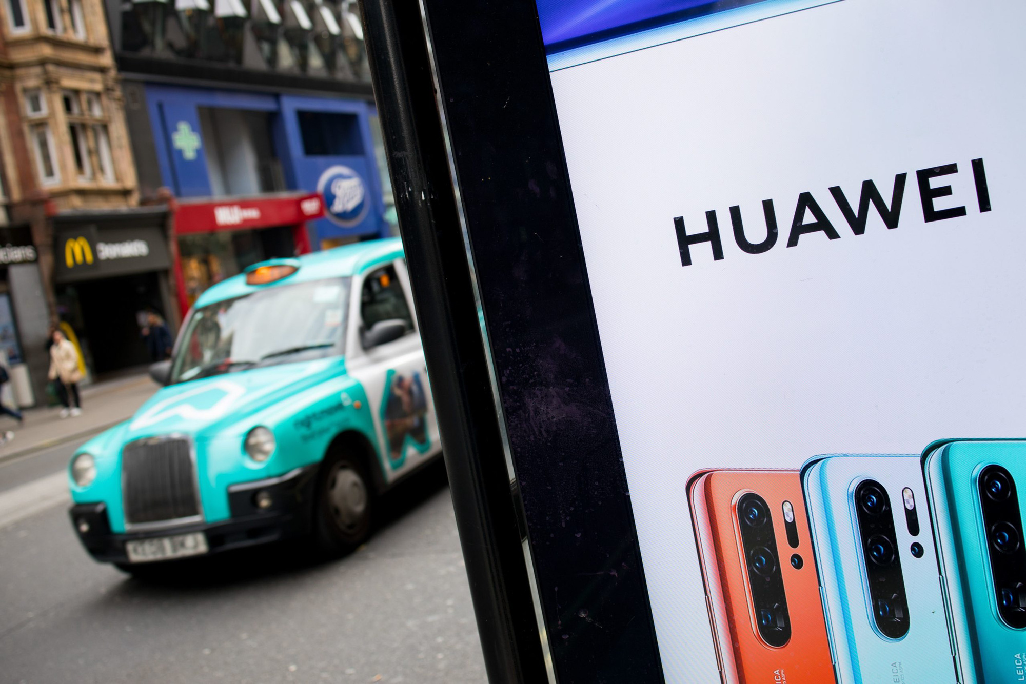 Huawei thực sự lao đao vì lệnh trừng phạt của Mỹ. Ảnh: @AFP.