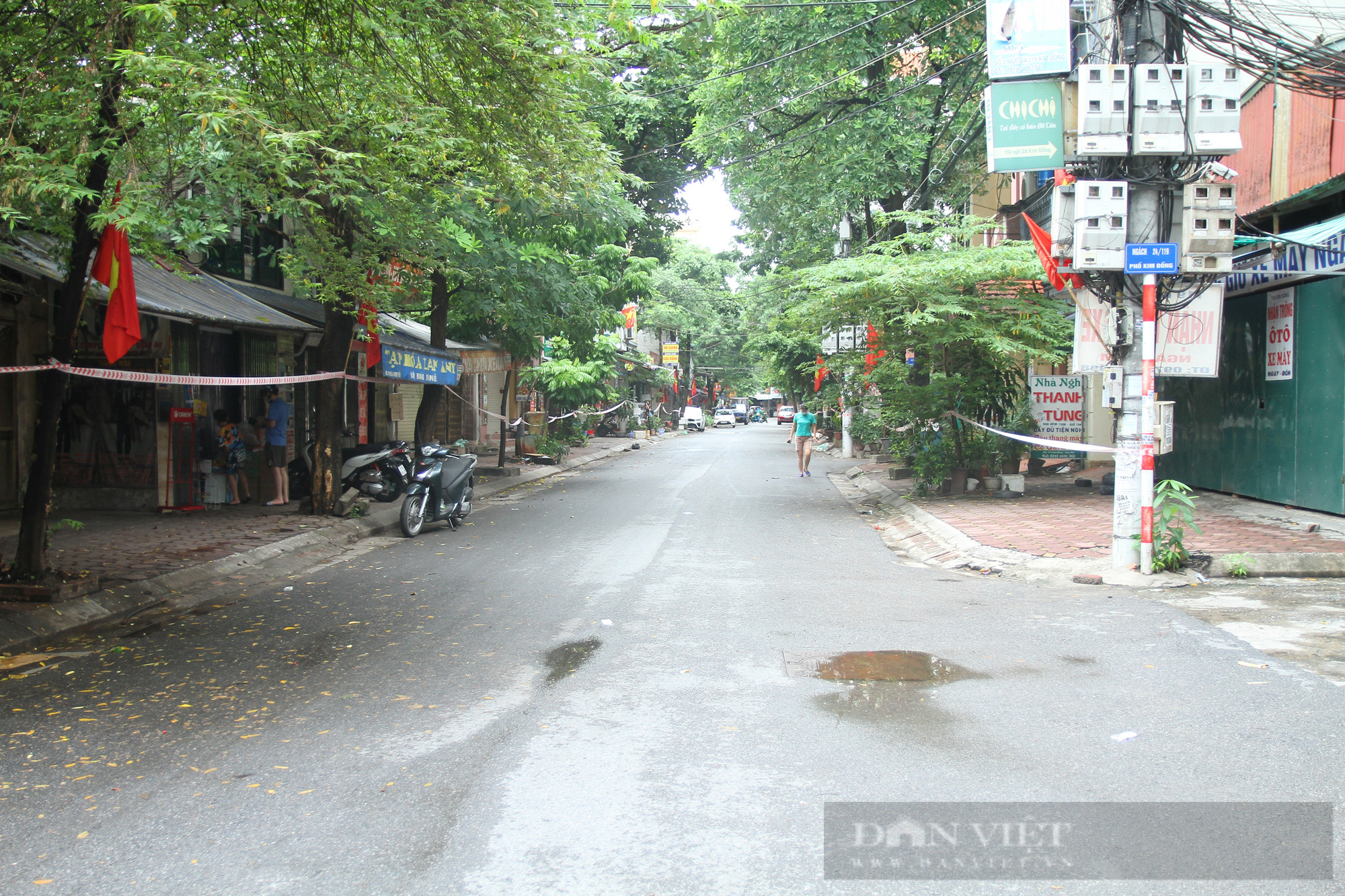 Lao động tự do ở Hà Nội sau gỡ phong tỏa: &quot;Về quê cũng dở, ở không xong&quot; - Ảnh 1.