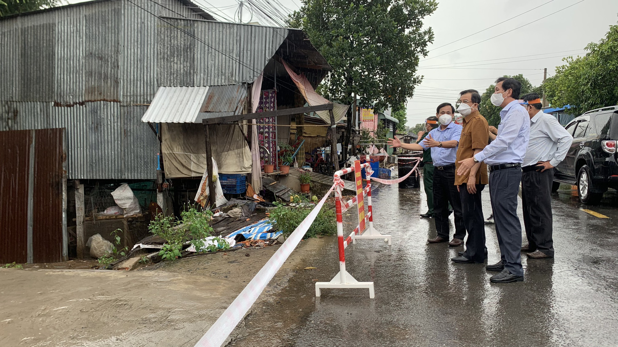 An Giang họp khẩn dập các ổ dịch tại An Phú sau khi bị Thủ tướng nhắc trong đêm - Ảnh 2.