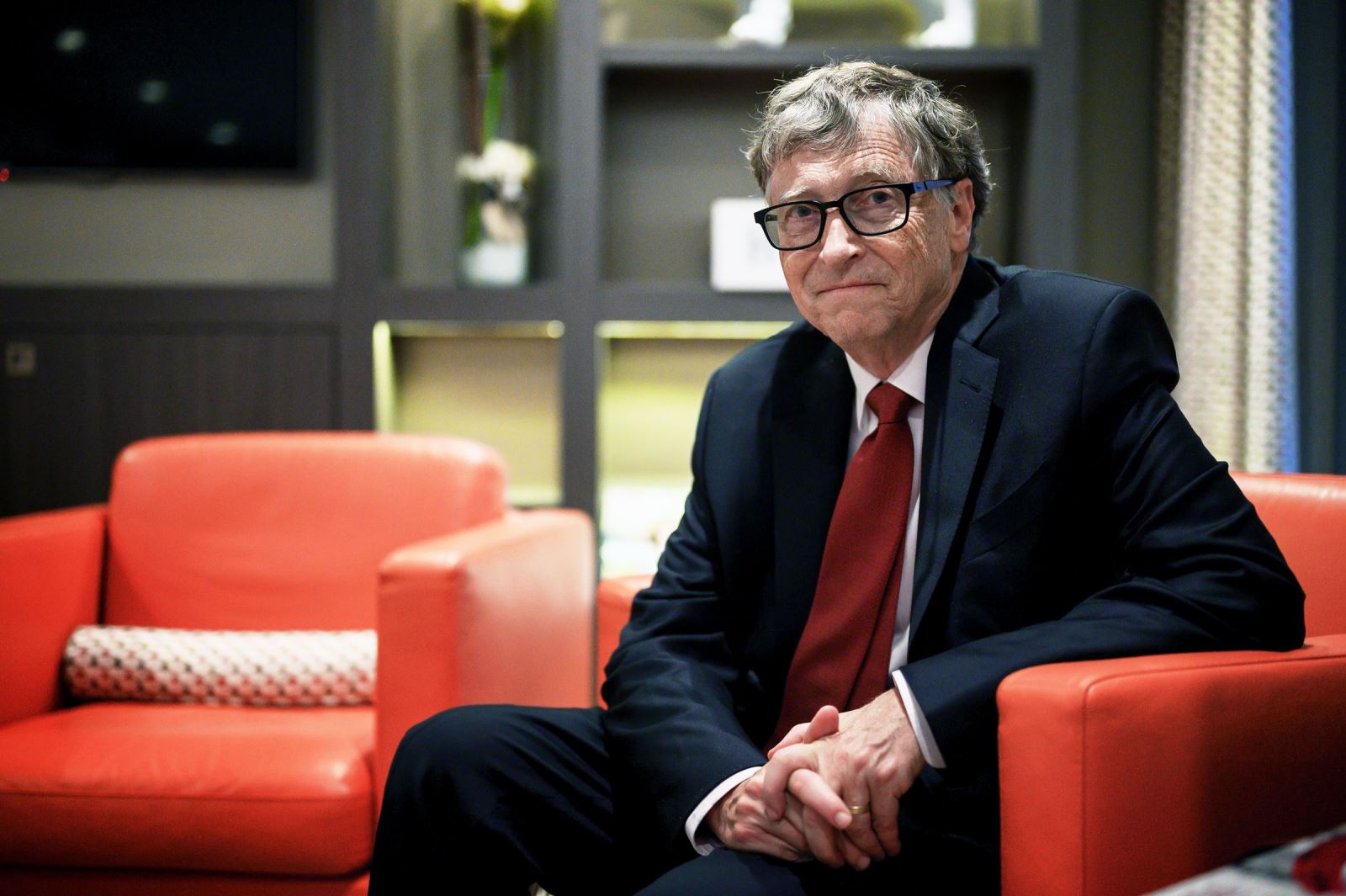 Tỷ phú Bill Gates hy vọng thế giới sẽ trở lại trạng thái bình thường vào cuối năm 2022.