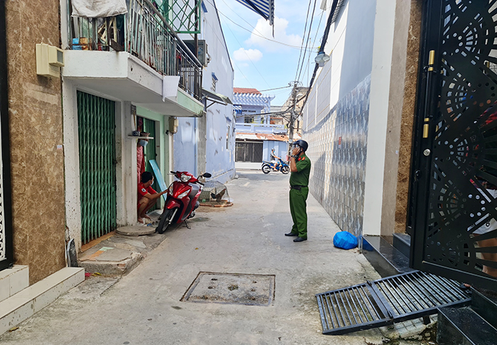 Đại úy Công an vừa hết F0, xung phong tuyến đầu chống dịch - Ảnh 4.