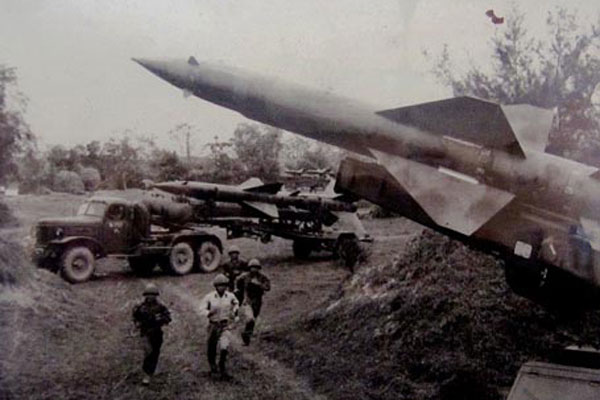 Vì sao Pháo Đài Bay B-52 thua đậm khi tham chiến ở Việt Nam - Ảnh 8.