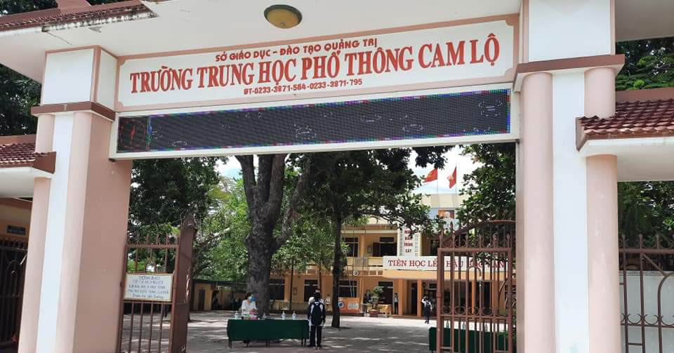 Cô giáo chửi học sinh trong lớp học trực tuyến vì 