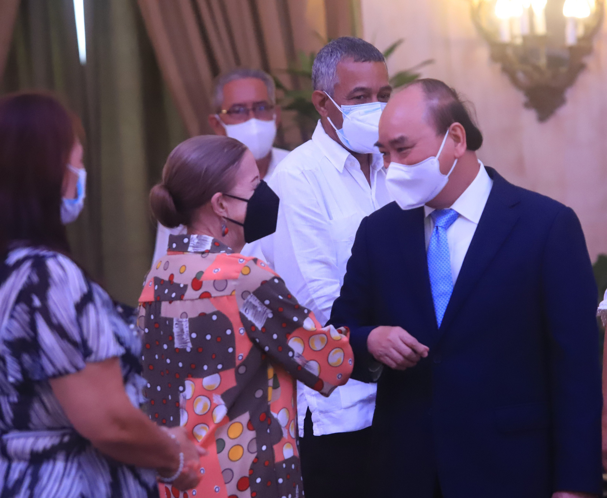 Việt Nam - Cuba bàn cung cấp và chuyển giao công nghệ sản xuất vaccine - Ảnh 2.