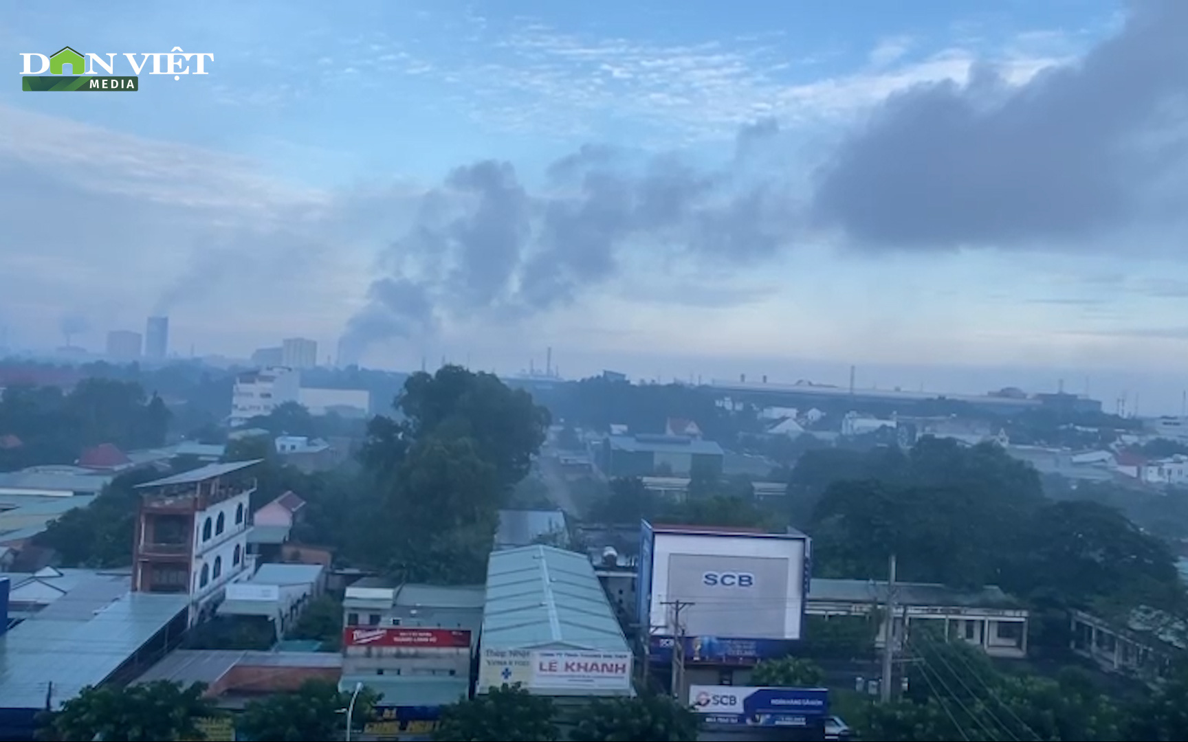 Bà Rịa - Vũng Tàu: Doanh nghiệp xả khói đen kịt bầu trời khiến người dân lo lắng