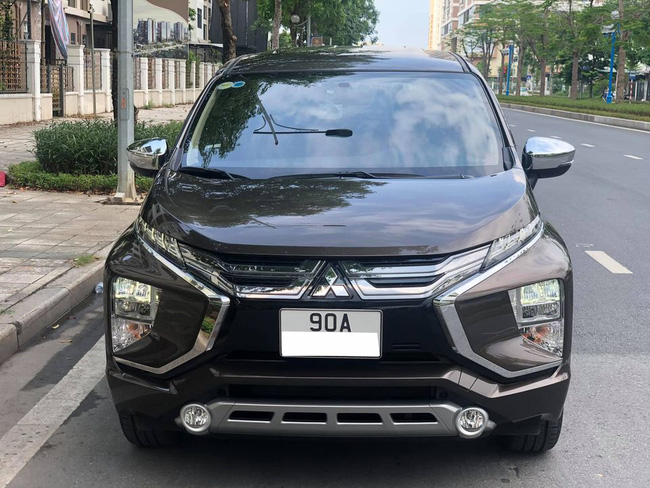 Loạt xe chạy dịch vụ rao bán mùa dịch: Toyota Innova và Mitsubishi Xpander có giá ngỡ ngàng - Ảnh 3.