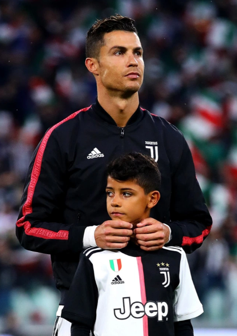 Top 8 sao M.U có con theo nghiệp bóng đá: Ronaldo Jr số 1 - Ảnh 1.