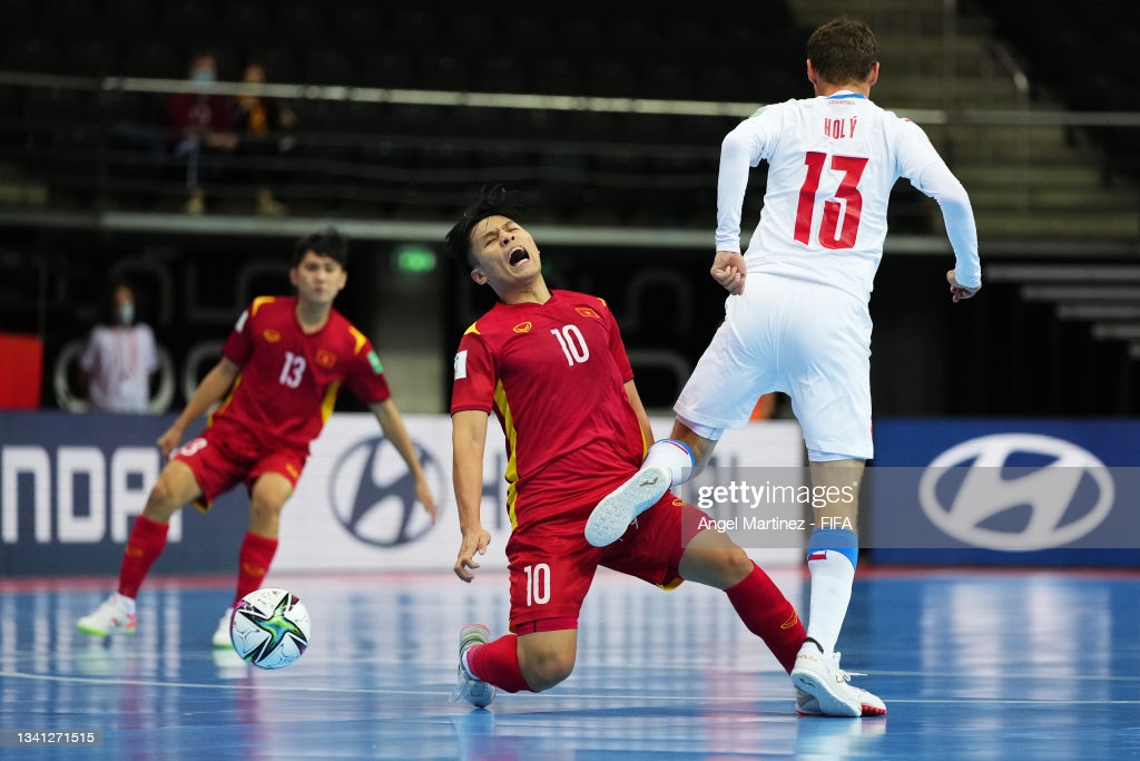 ĐT futsal Việt Nam sứt mẻ hàng công gặp Nga ở vòng 1/8 World Cup - Ảnh 1.