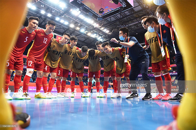 &quot;Coach Tý&quot; là ai khi ĐT futsal Việt Nam so tài với Nga? - Ảnh 1.