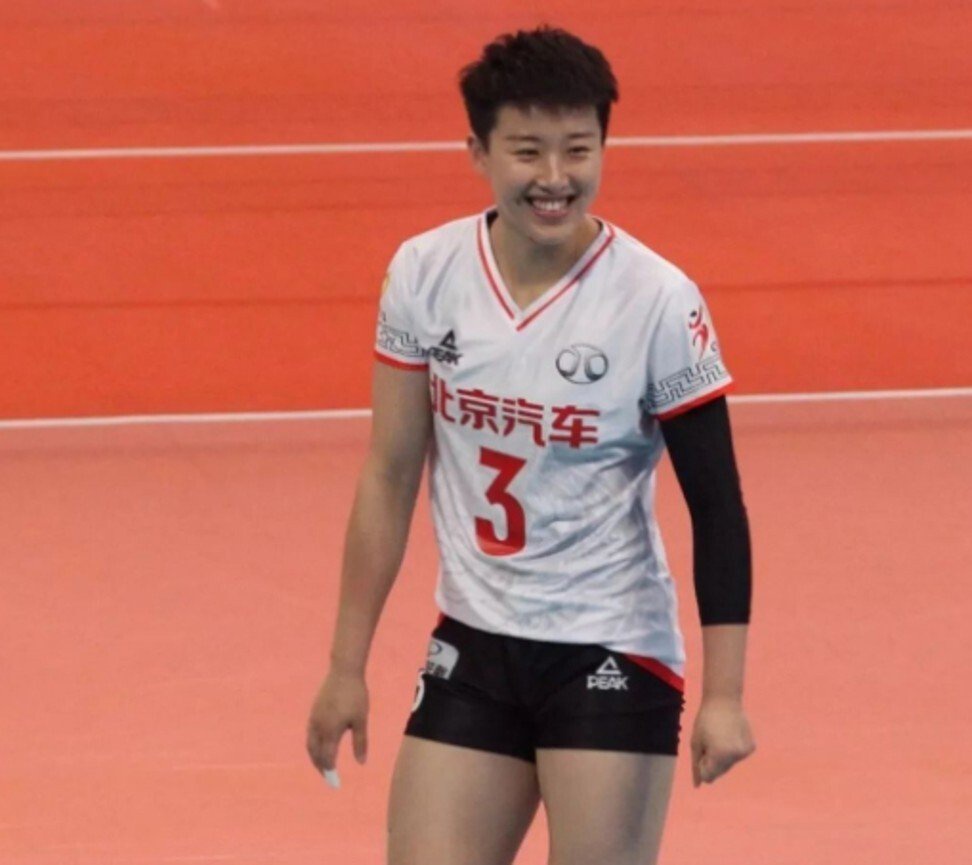 Chân dài bóng chuyền Sun Wenjing 1m73: Tiết lộ giới tính thật, fan sững sờ - Ảnh 2.