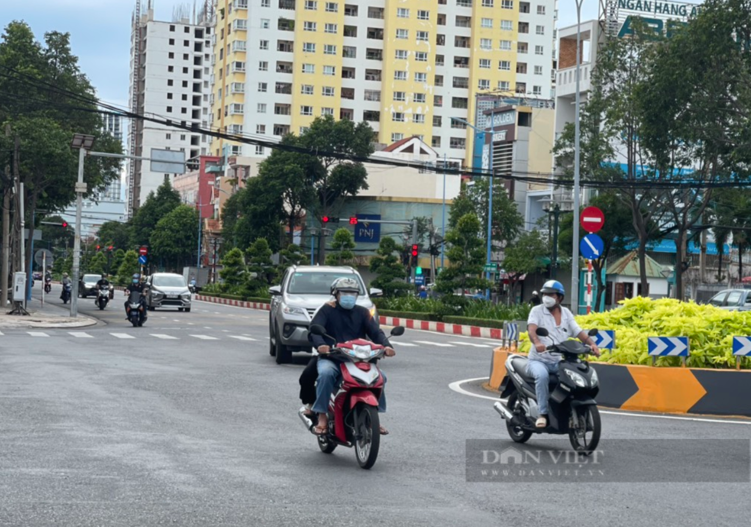 Ngày đầu xuống Chỉ thị 15, Bà Rịa – Vũng Tàu vẫn kiểm soát việc đi lại, chưa cho tắm biển - Ảnh 1.