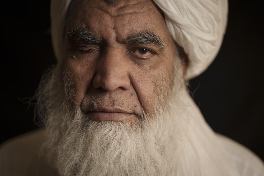Thủ lĩnh mắt chột khét tiếng của Taliban tuyên bố lạnh người, cảnh báo thế giới chớ can thiệp - Ảnh 1.