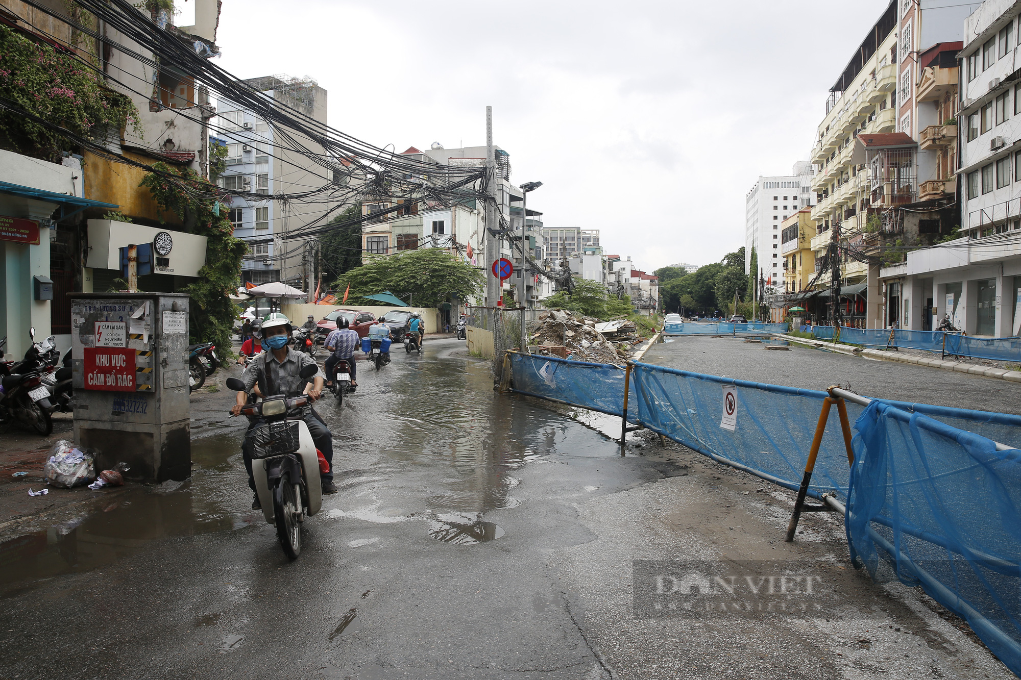 Cận cảnh khu vực ga ngầm tuyến Metro Nhổn - ga Hà Nội bị dừng thi công - Ảnh 5.