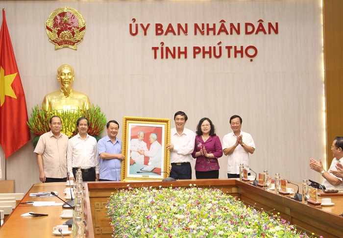 Bộ trưởng, Chủ nhiệm UBDT Hầu A Lềnh: Các chính sách dân tộc cần đồng bộ, phù hợp với yêu cầu của thực tiễn - Ảnh 1.