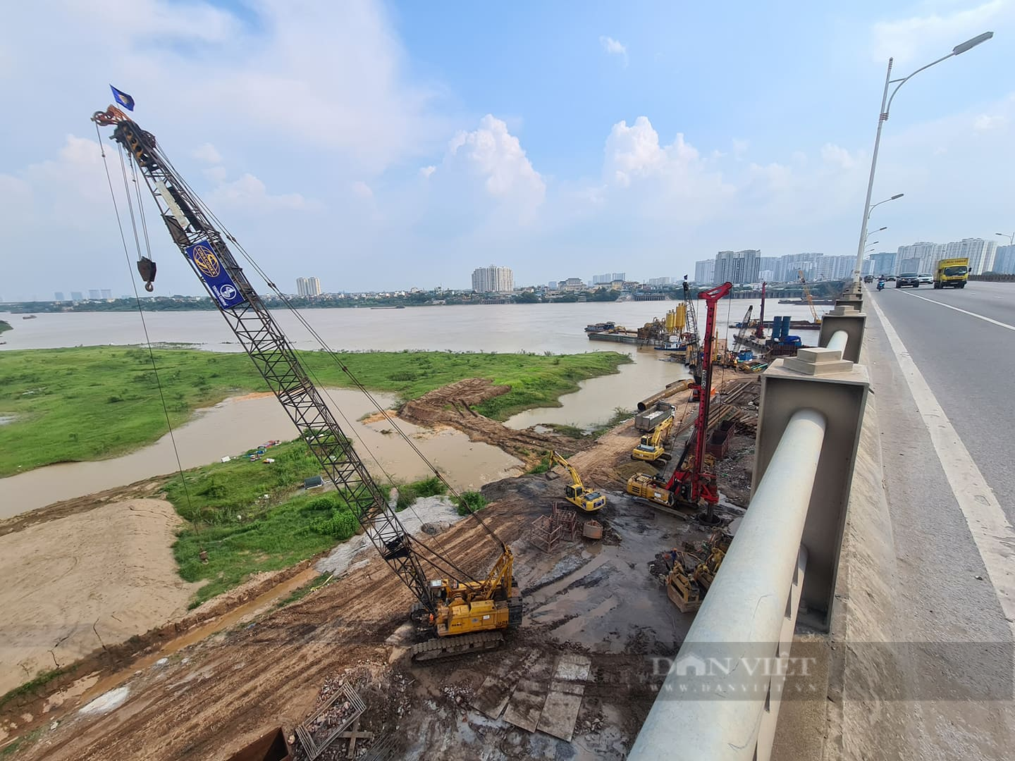 &quot;Hấp lực&quot; lớn từ xây thêm 10 cây cầu vượt sông Hồng của Hà Nội - Ảnh 9.