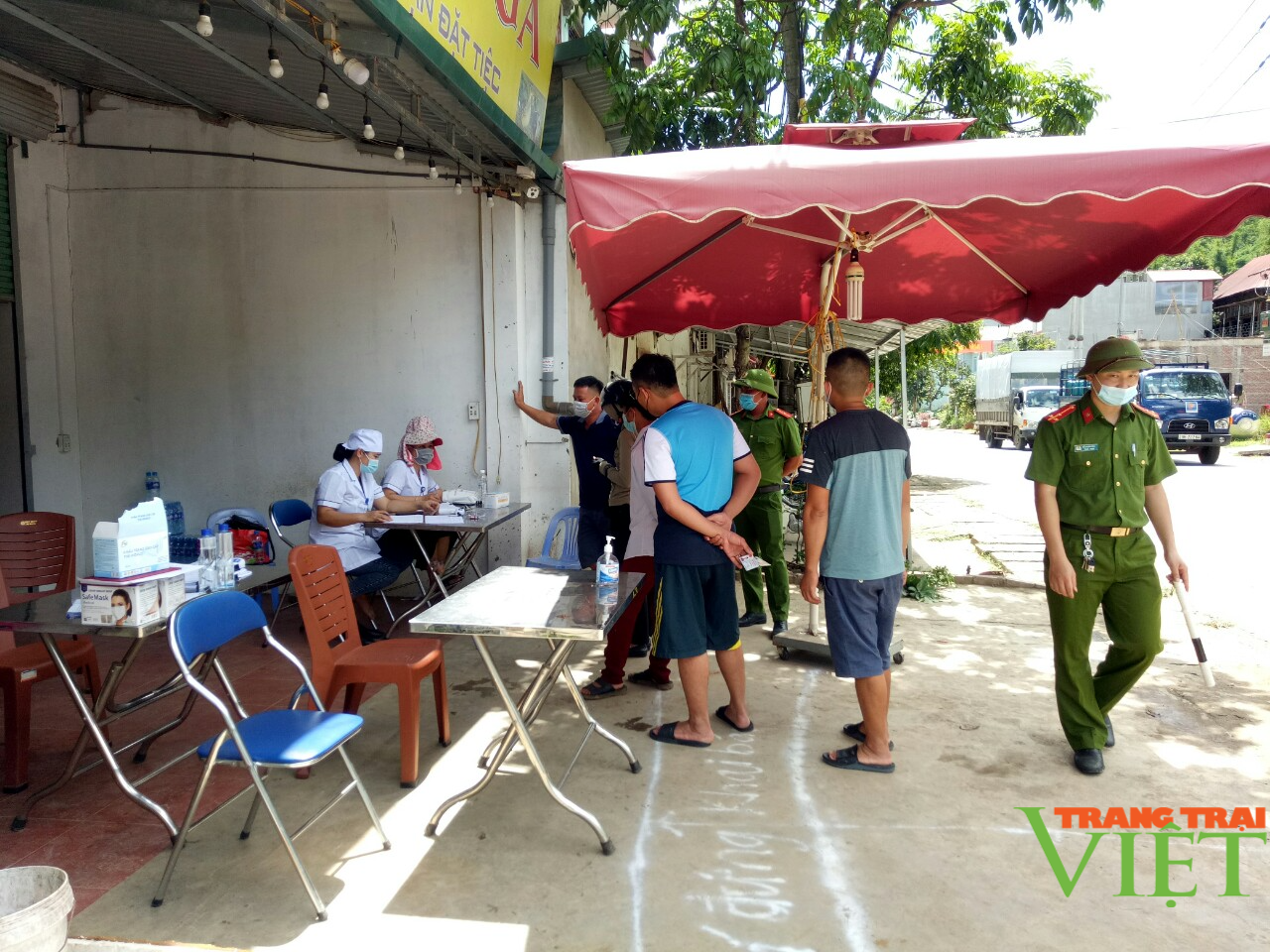 Người từ các địa phương khác về Sơn La phải cách ly y tế như thế nào? - Ảnh 1.